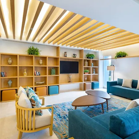 Courtyard By Marriott Cancun Airport